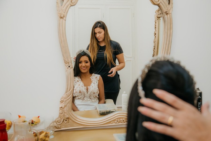 Atendimento no cabelo dentro do studio